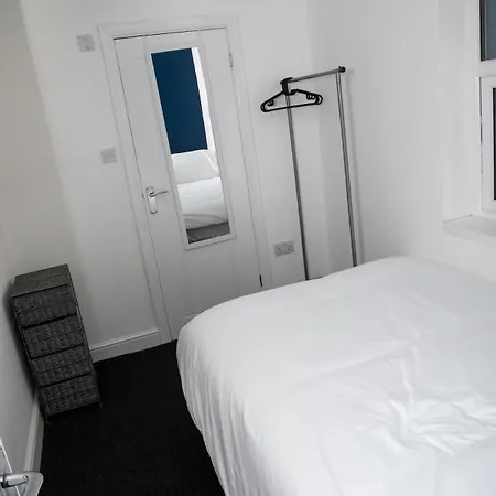 Feriehus Ml Short - 5 Bedroom En-suite Contractor House Redcar